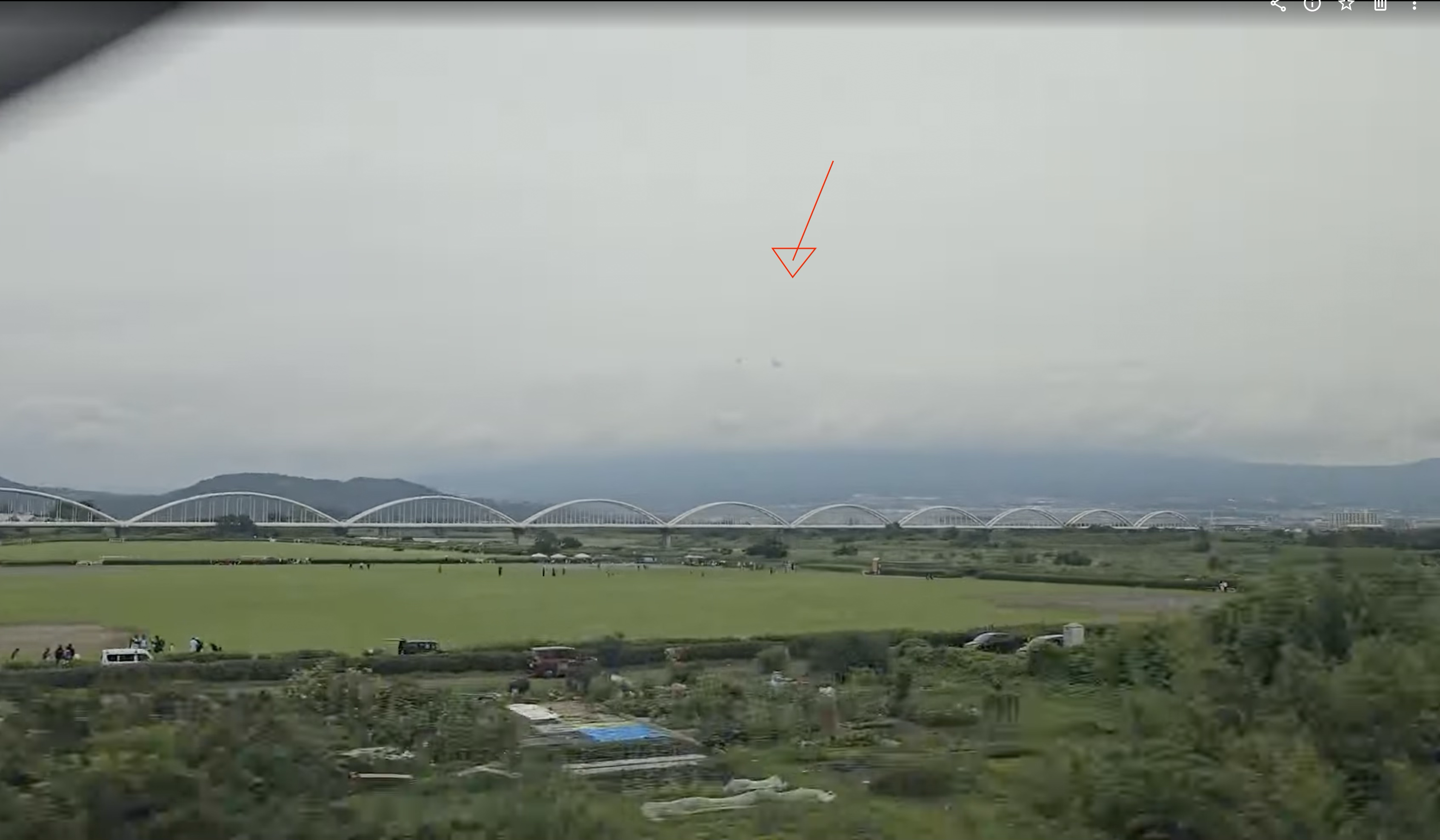 Shy Mount Fuji / 雲に隠れた富士山